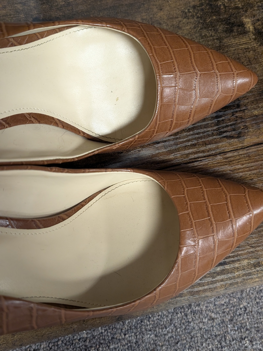 Nine West Brown Croc-Embossed Pointed Toe Pumps - Picture 8 of 11